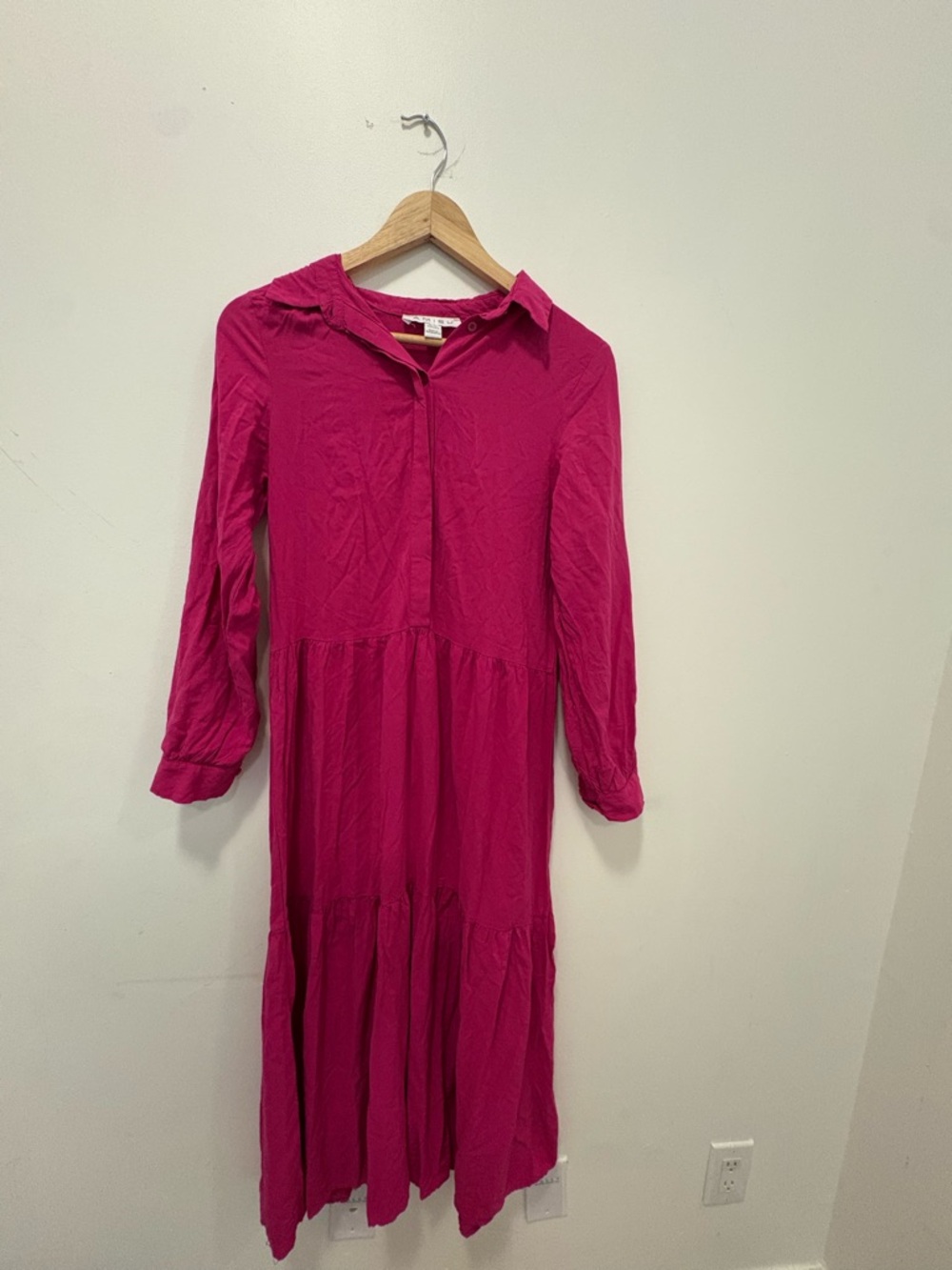 🌸 Amisu Fuchsia Tiered Midi Dress – Long Sleeve Button Front - Picture 3 of 7
